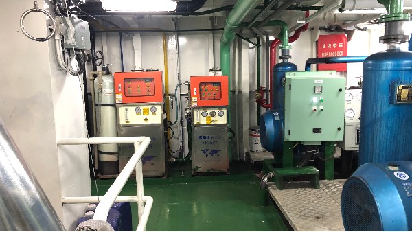 造水機